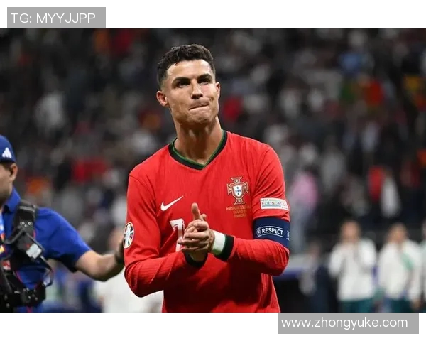 32号球衣最著名的足球球星是谁盘点历史上穿32号的传奇人物 32号球衣最著名的足球球星是谁盘点历史上穿32号的传奇人物