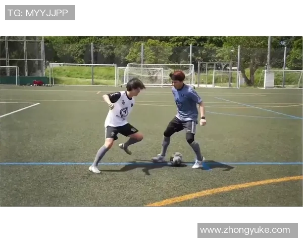 足球球星实战解析全面提升控球传射突破技巧与比赛表现